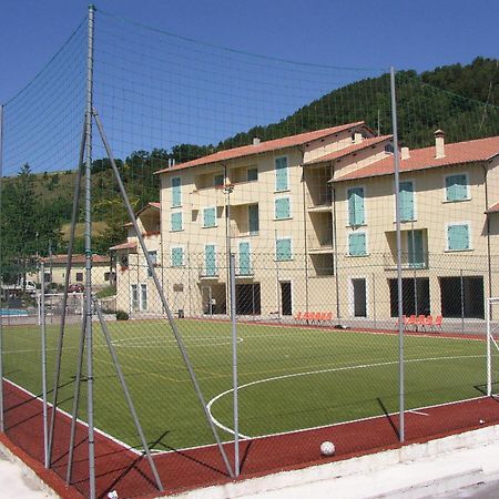 Hotel Lieta Sosta à Colfiorito Extérieur photo